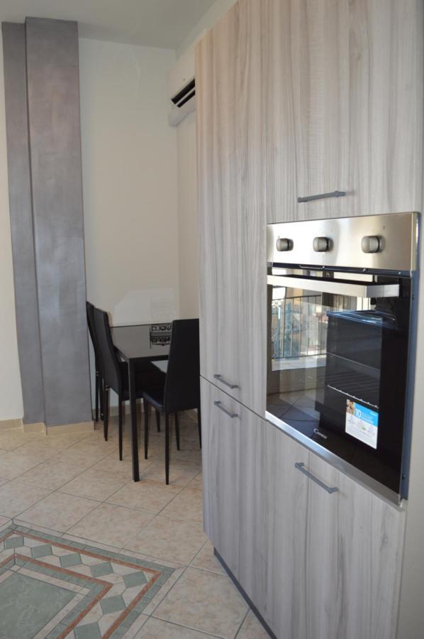 Emerella Guest House Siderno Beach Extérieur photo