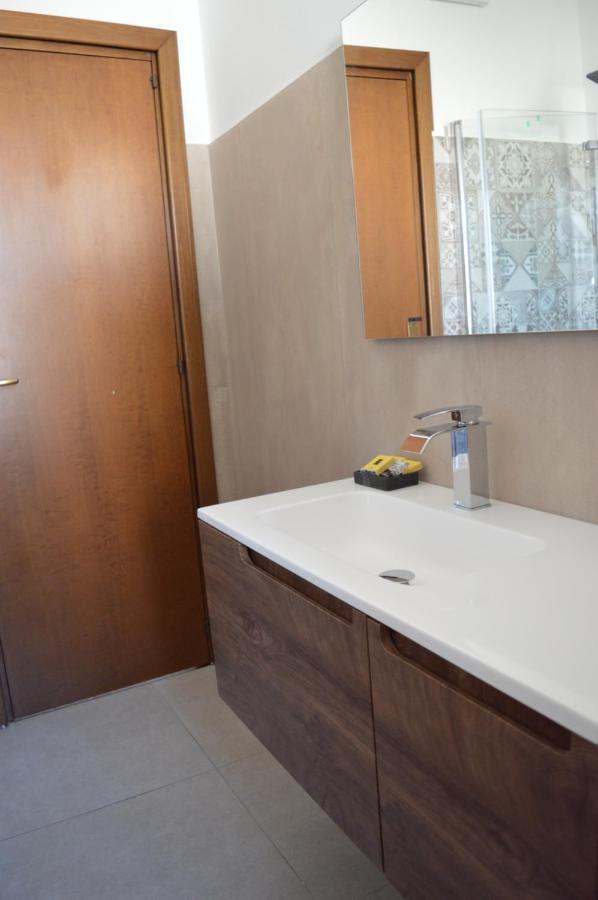 Emerella Guest House Siderno Beach Extérieur photo